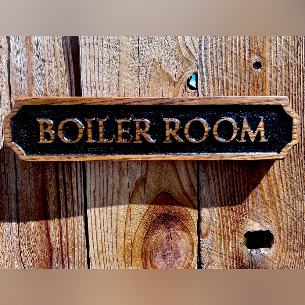 W36 - A brand new Titanic sign for the “Boiler Room”